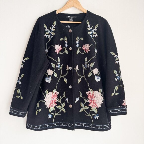 Carole Little Black Wool Floral Embroidered Mother of Pearl Button Cardigan 2X - Picture 2 of 7